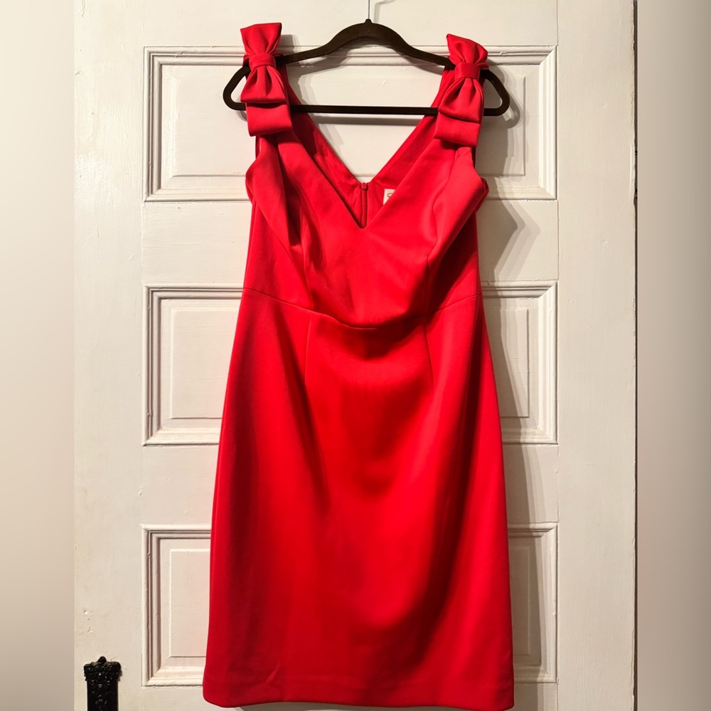 Sexy red bow detail dress. Great for upcoming holiday parties!